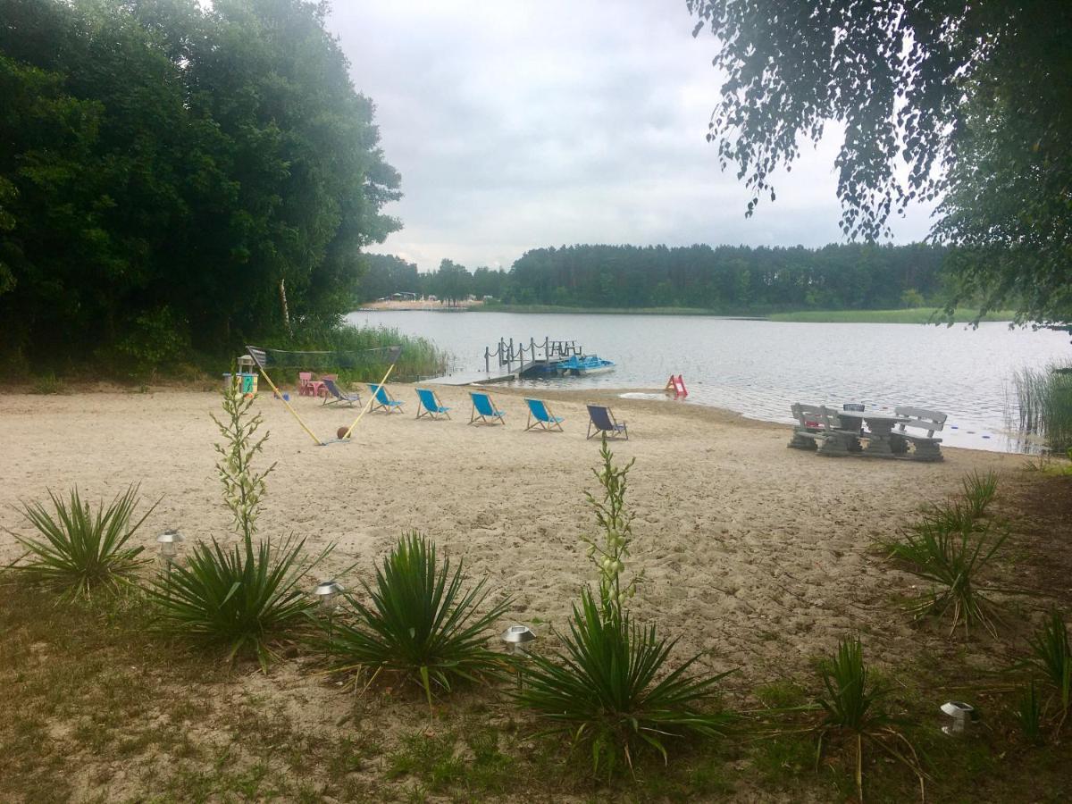 White Lake Villa Gostynin Buitenkant foto